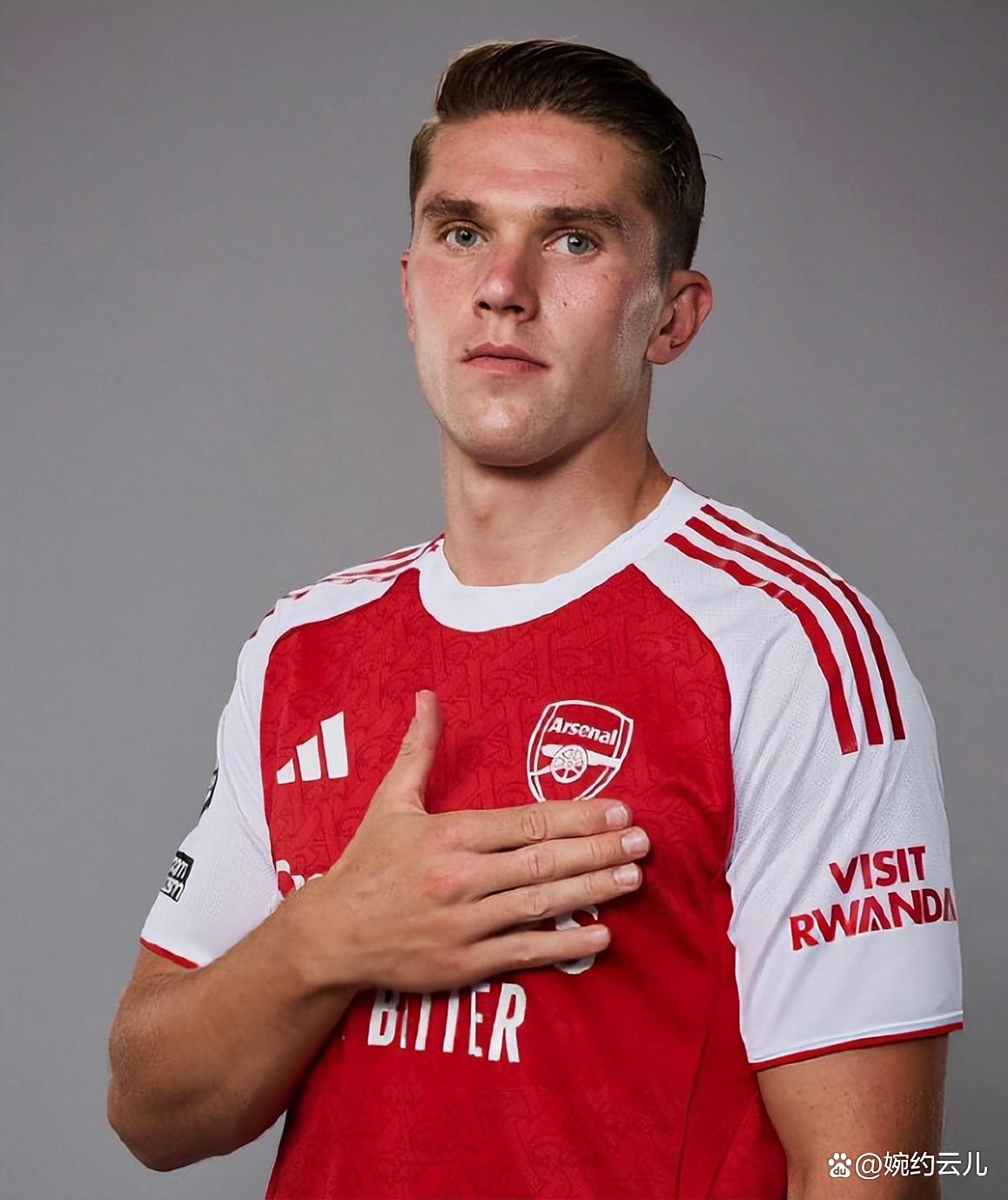 关于赛前曼联内部沟通——中超节点到来，赛场秩序良好，临场指挥获称赞的信息